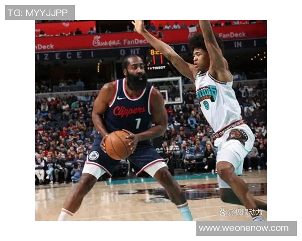 2013年NBA季后赛快船与灰熊激战回顾精彩瞬间与关键时刻分析