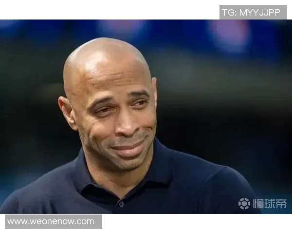 亨利与李毅的世纪对决终于揭开帷幕期待精彩瞬间的到来