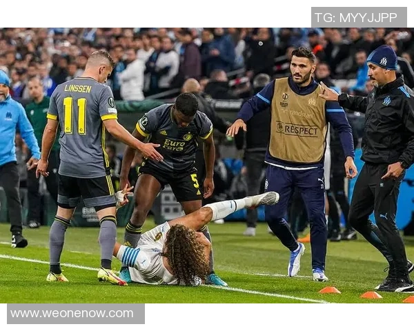 埃尔切与赫塔菲激战正酣比分揭晓引发球迷热议 埃尔切与赫塔菲激战正酣比分揭晓引发球迷热议