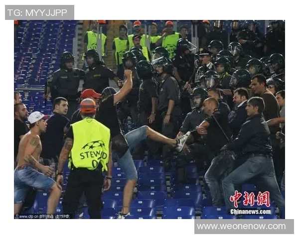 多特蒙德球迷骚乱事件引发欧冠禁赛三场及罚款50万欧元的严厉处罚