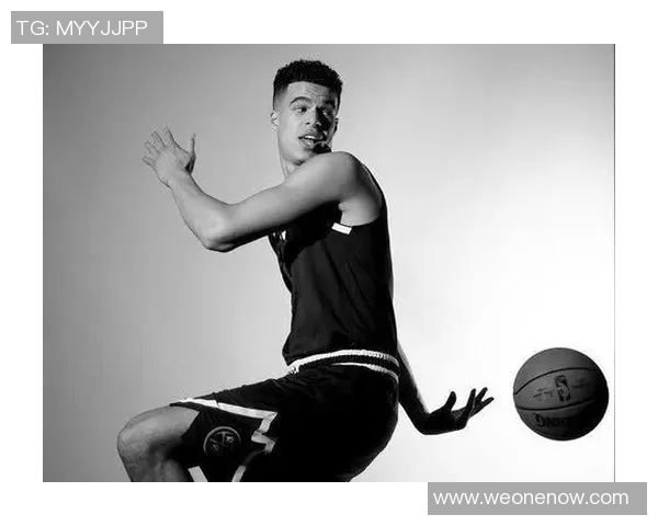 小迈克尔波特如何在NBA赛场上展现出色的篮球才华与领导能力