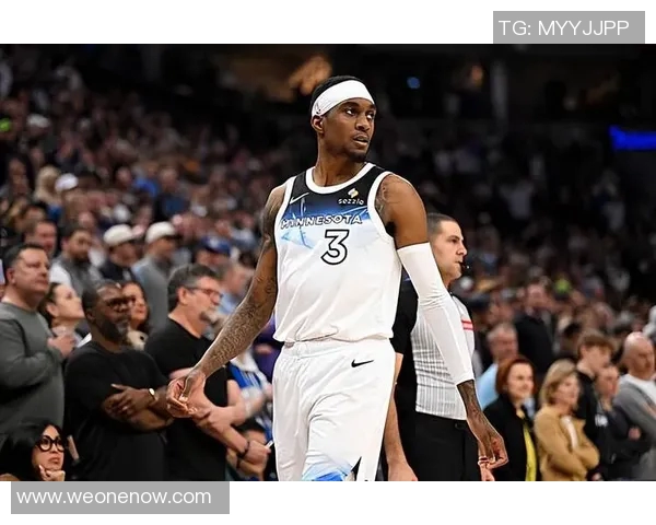 戴森丹尼尔斯：新星崛起的篮球之路与未来潜力分析