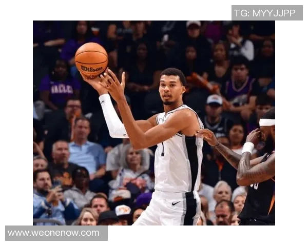 文班亚马法国队首战狂砍27分击败意大利引发NBA球探热议 文班亚马法国队首战狂砍27分击败意大利引发NBA球探热议