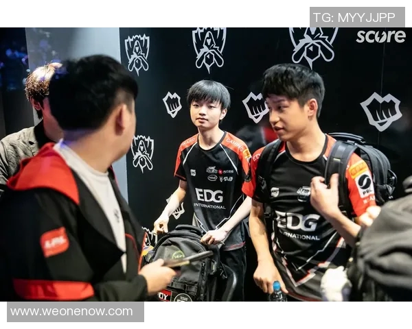 和平精英赛事分析：EDG战队进攻策略的优缺点探讨与总结MBA