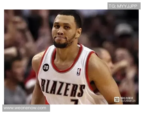 亚历克斯卡鲁索的篮球之路：从默默无闻到NBA明星的成长历程