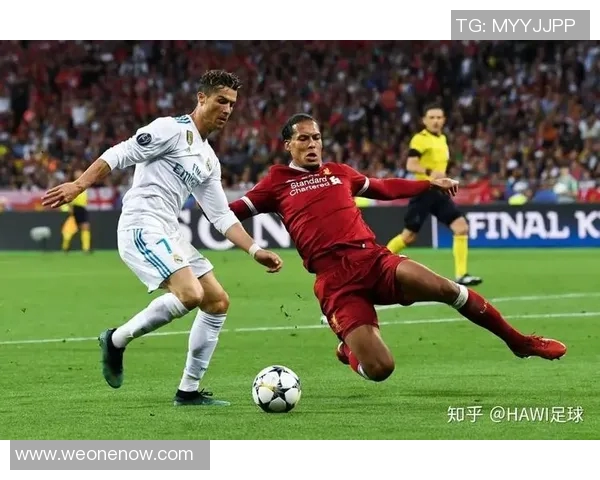 巴拉多与巴伦西的精彩对决揭示足球战术与团队协作的魅力 巴拉多与巴伦西的精彩对决揭示足球战术与团队协作的魅力