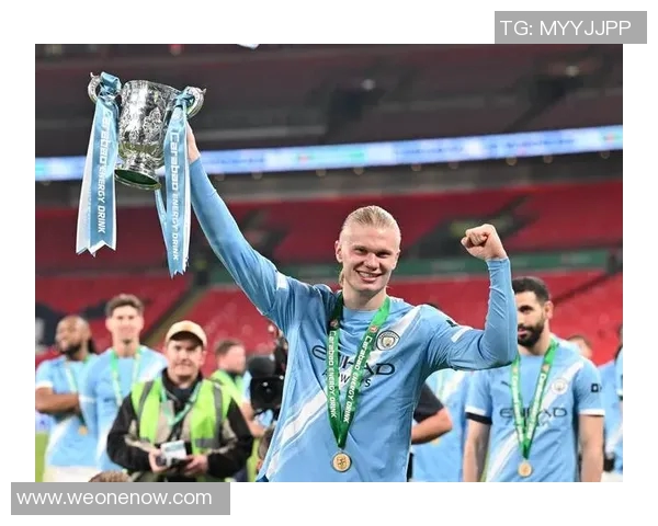 曼城与曼联联赛杯对决精彩回顾与赛前分析 曼城与曼联联赛杯对决精彩回顾与赛前分析