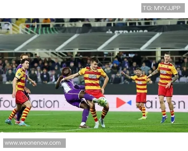 波兰足球队在国际赛场上以1比656的惊人比分创造历史纪录